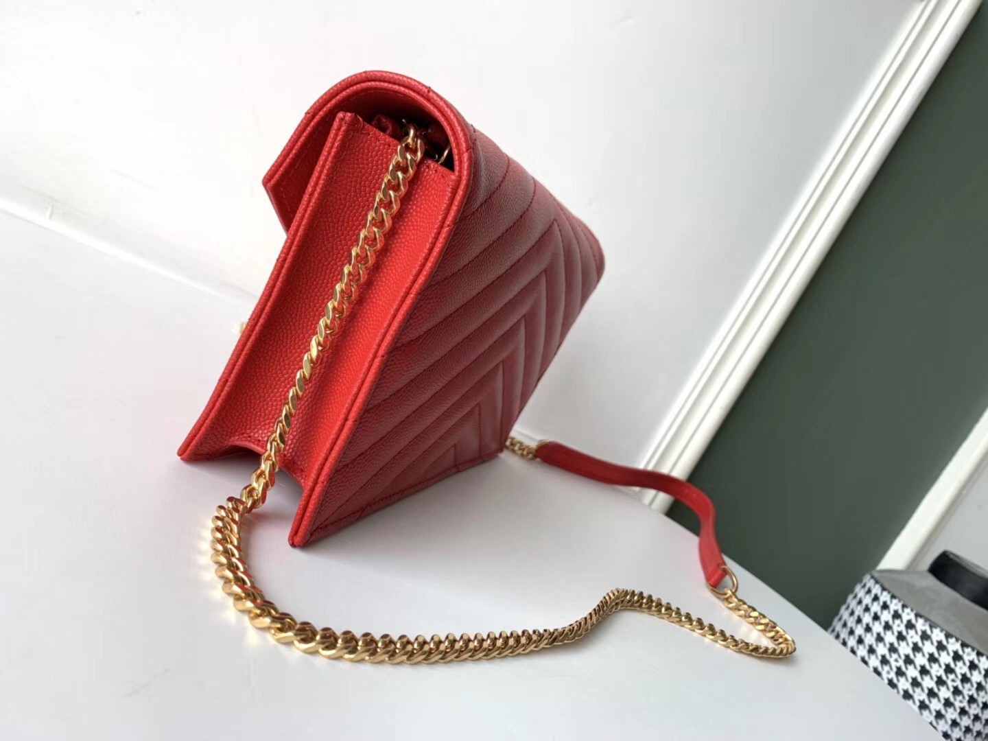 Saint Laurent WOC Envelope Chain Wallet In Red Leather 060