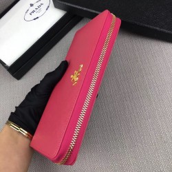 Prada Zipped Wallet In Pink Saffiano Leather 560