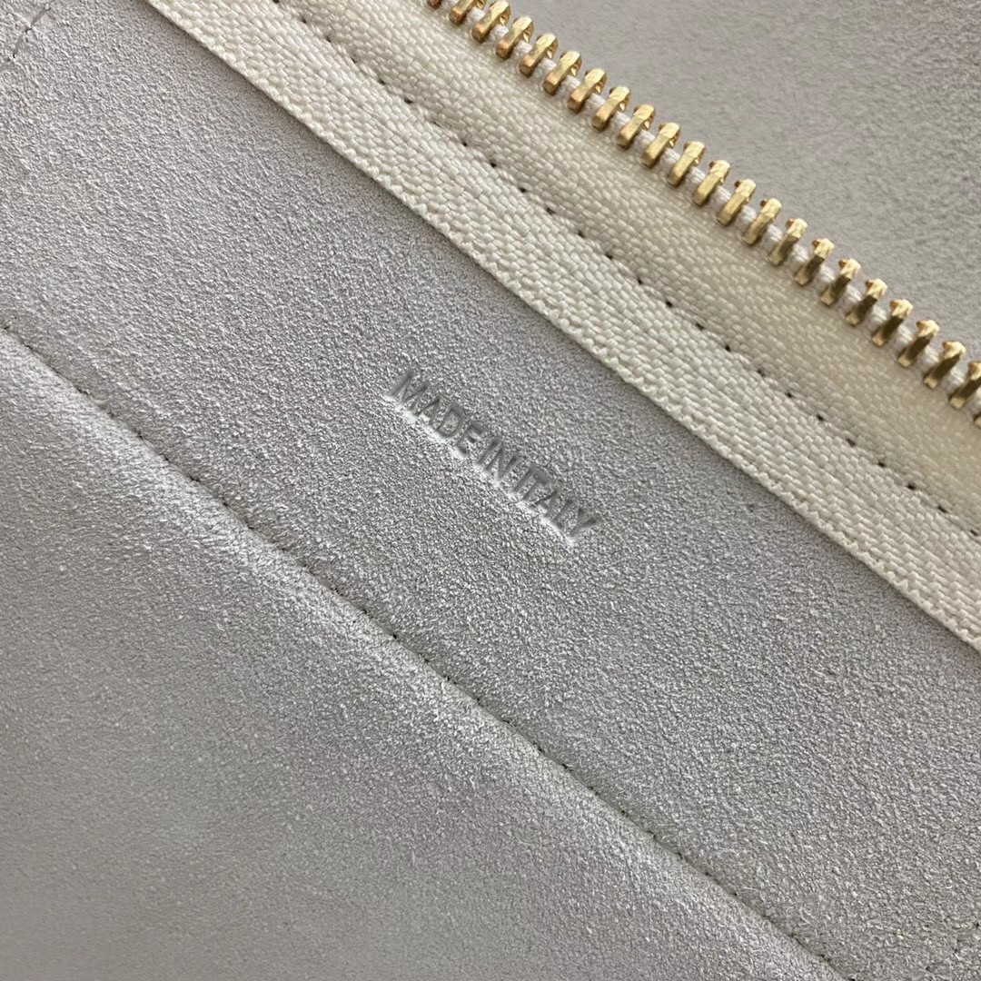 Celine Belt Nano Bag In White Grained Calfskin 567