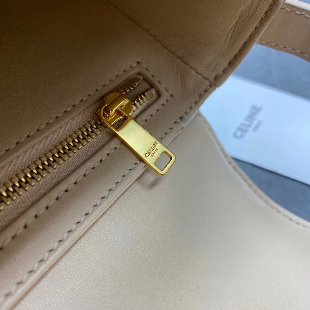 Celine Triomphe Teen Bag In Nude Leather 129