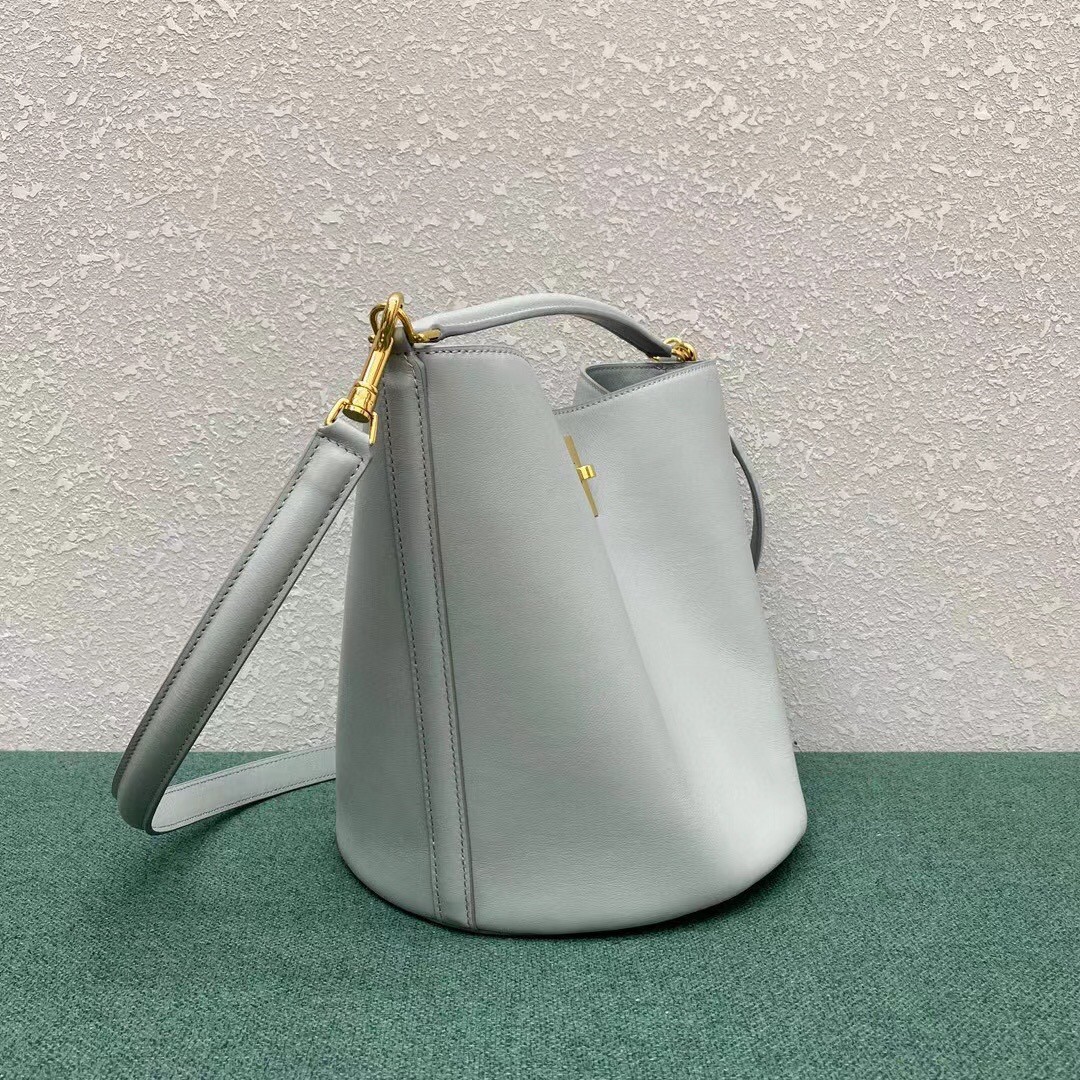 Celine Bucket 16 Bag In Mineral Smooth Calfskin 670