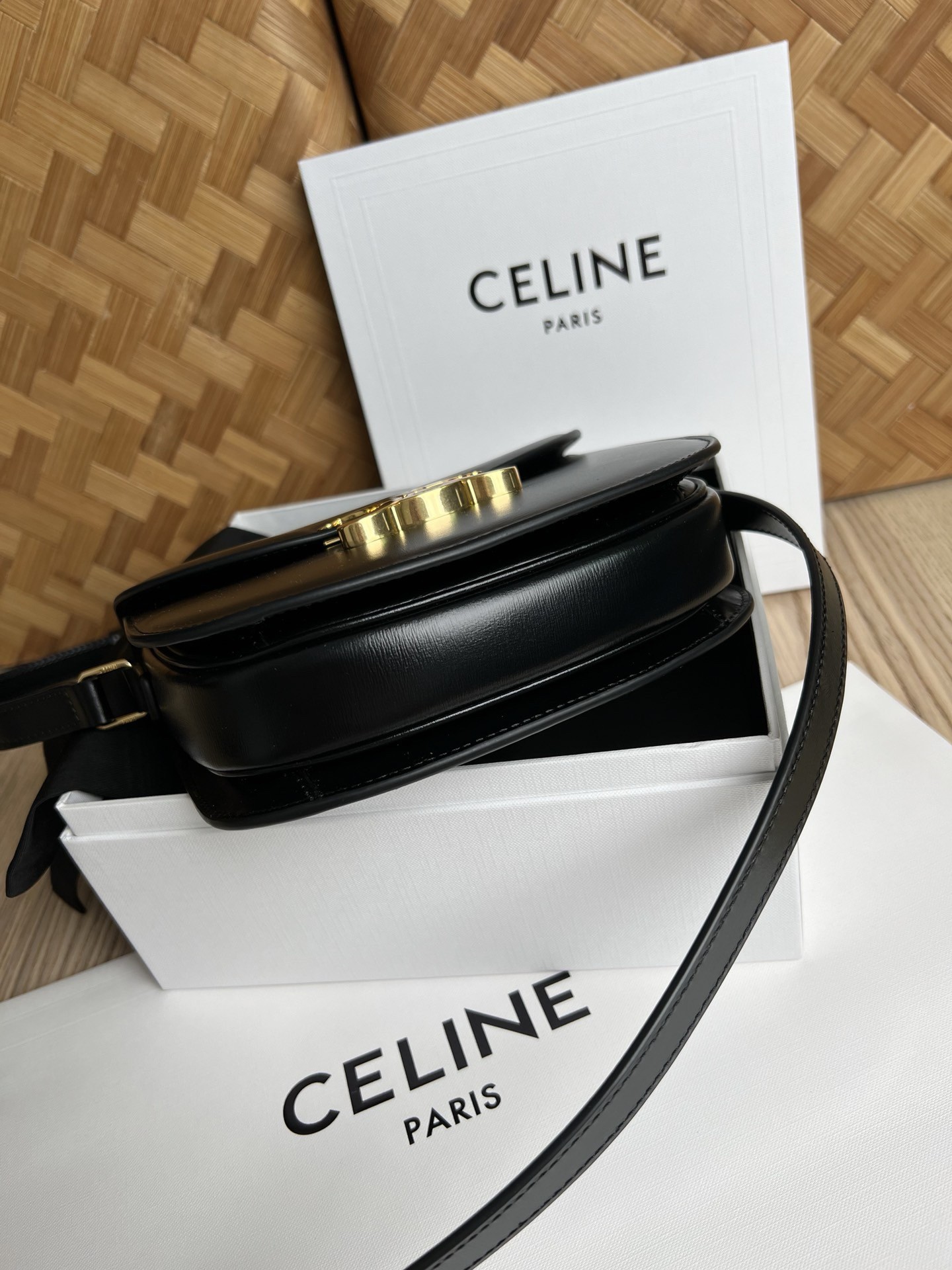 Celine Besace Clea Bag in Black Shiny Calfskin 678