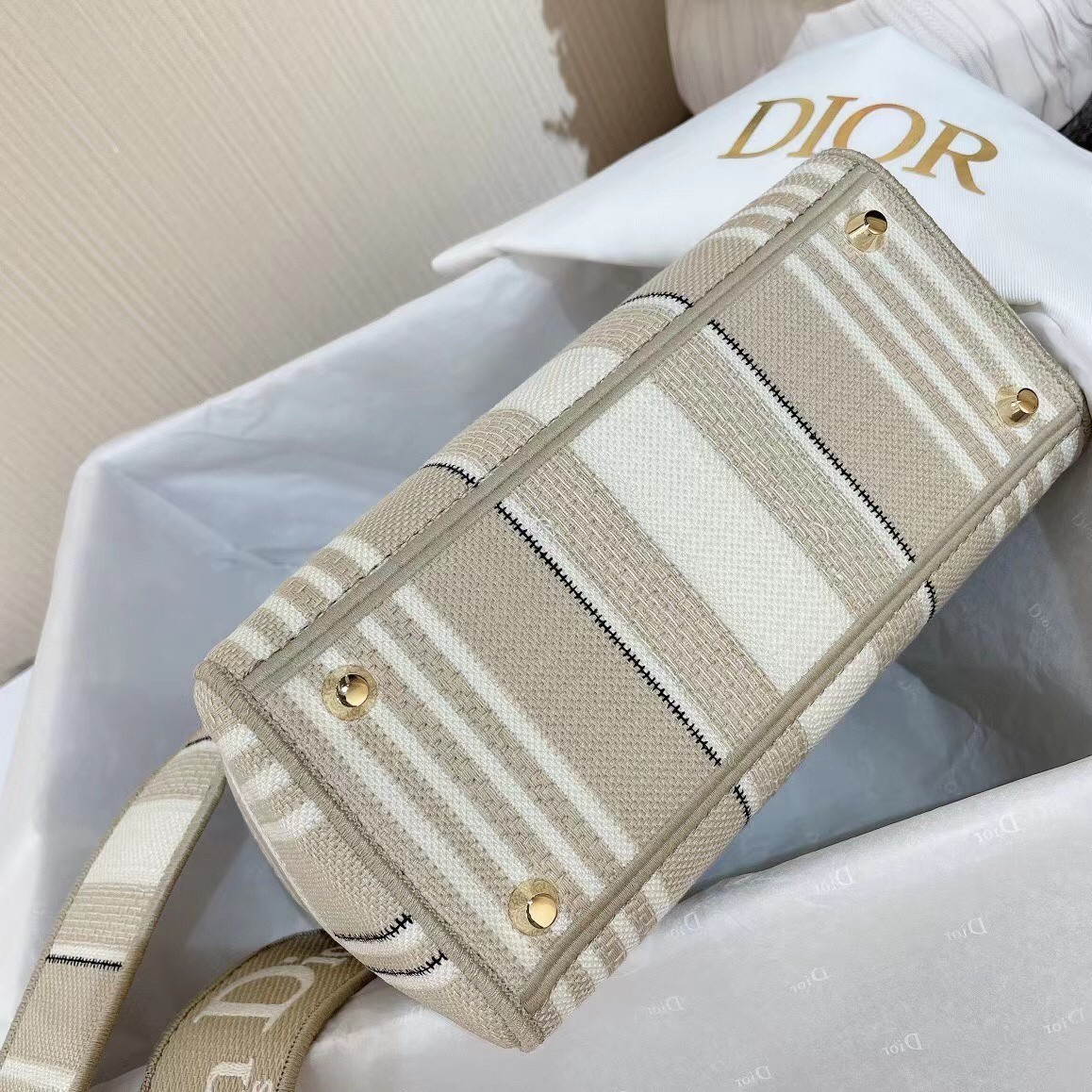 Dior Medium Lady D-Lite Bag In Beige Stripes Embroidery 647