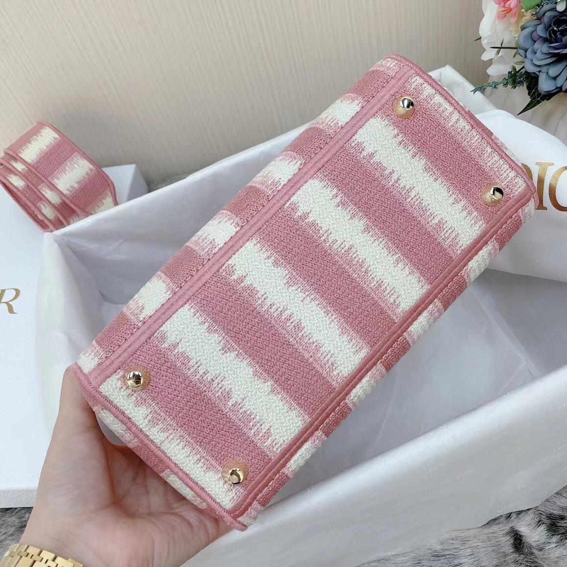 Dior Medium Lady D-Lite Bag In Pink D-Stripes Embroidery 490