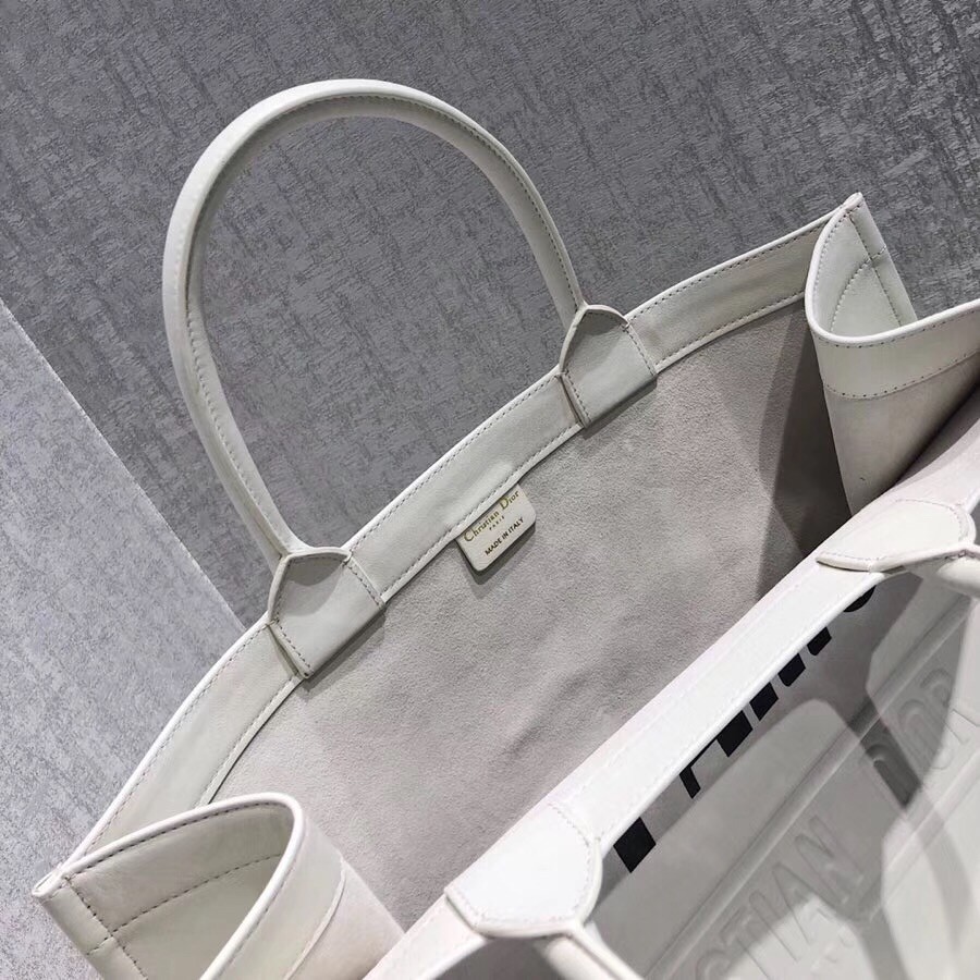 Dior Book Tote Bag In White Surrealism Printed Calfskin 593