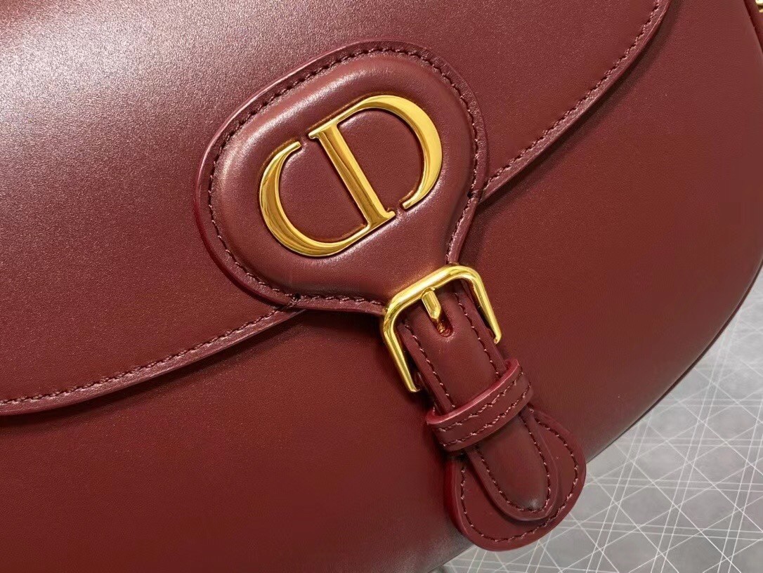 Dior Medium Bobby Bag In Bordeaux Calfskin 091