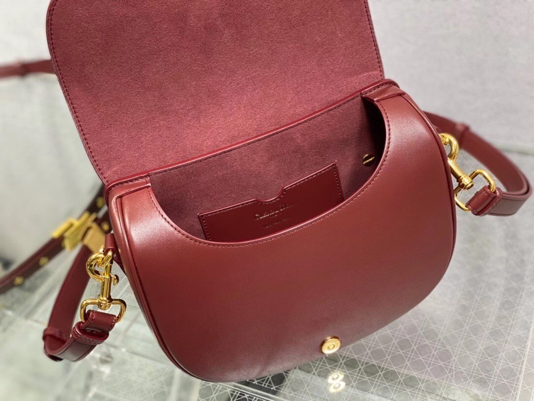 Dior Medium Bobby Bag In Bordeaux Calfskin 091