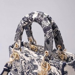 Dior Medium Lady D-Lite Bag In Blue Toile de Jouy Embroidery 923