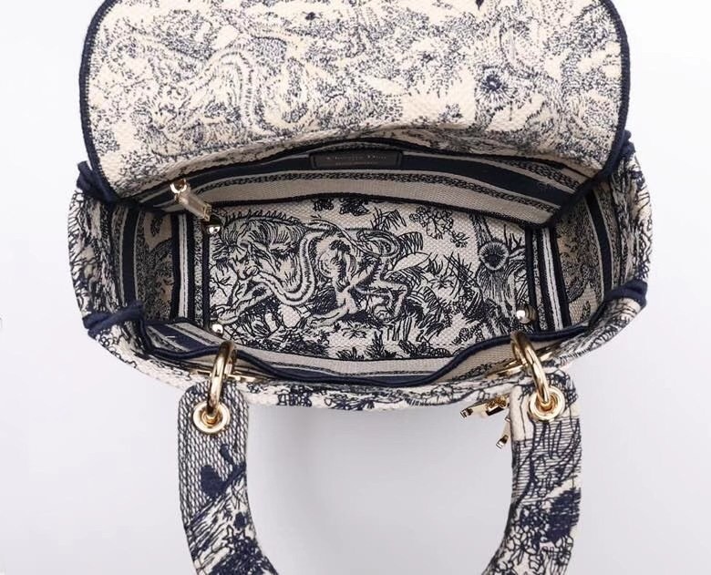 Dior Medium Lady D-Lite Bag In Blue Toile de Jouy Embroidery 923