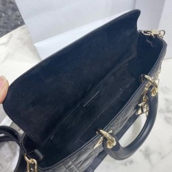 Dior Lady D-Joy Bag In Black Cannage Lambskin 472