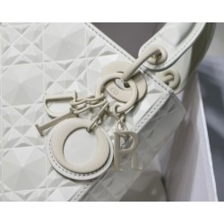 Dior Lady Dior Mini Bag In White Calfskin with Diamond Motif 060