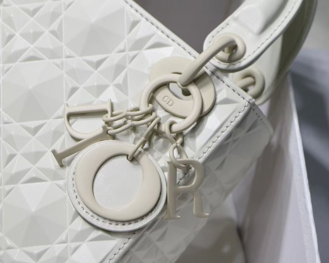 Dior Lady Dior Mini Bag In White Calfskin with Diamond Motif 060