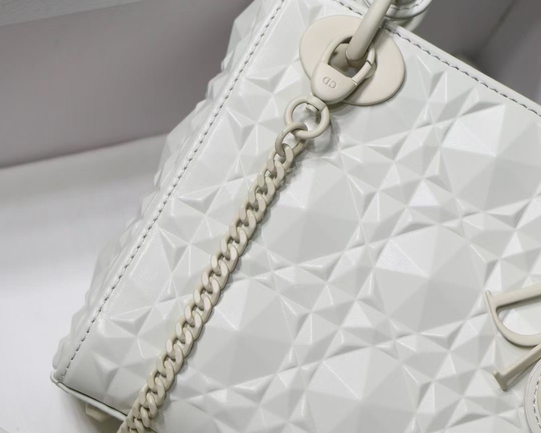 Dior Lady Dior Mini Bag In White Calfskin with Diamond Motif 060