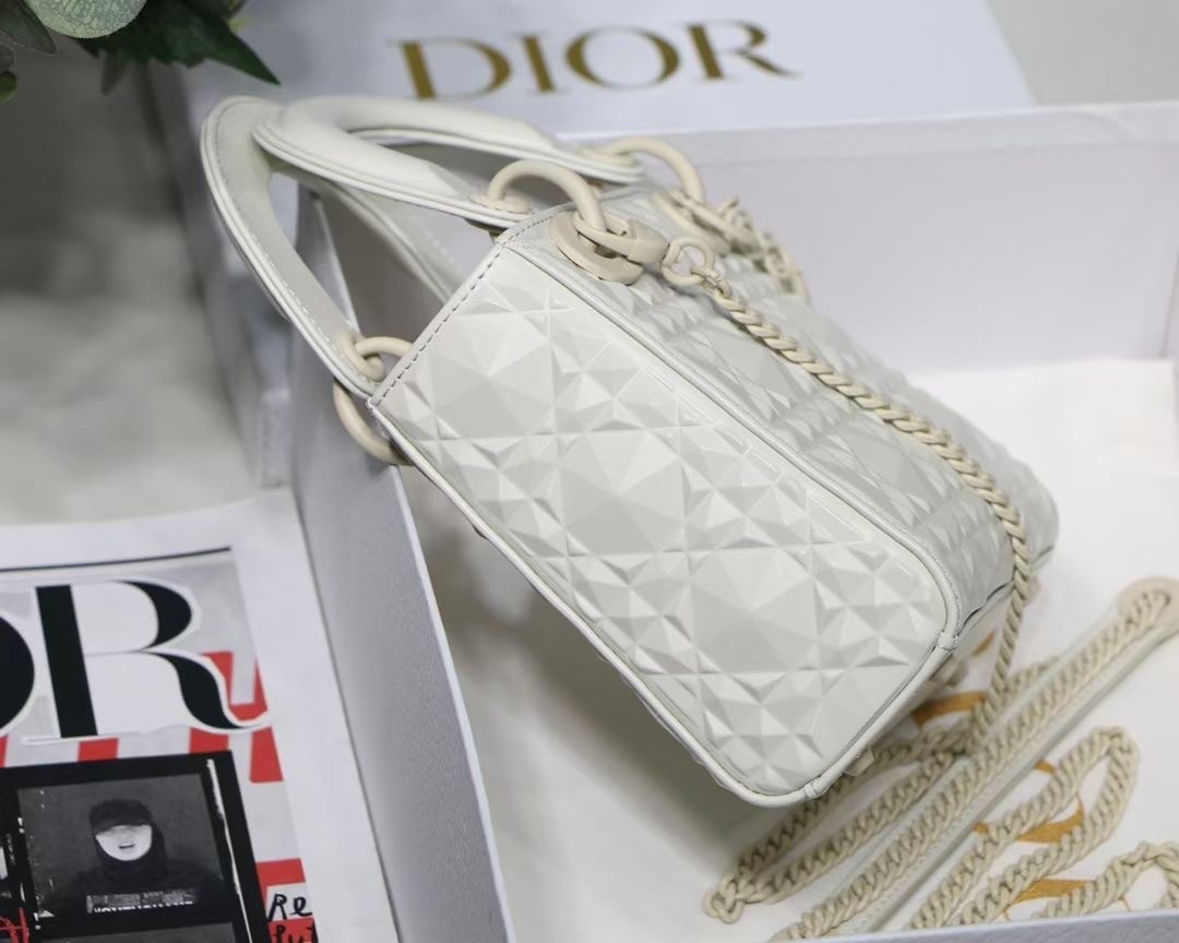 Dior Lady Dior Mini Bag In White Calfskin with Diamond Motif 060