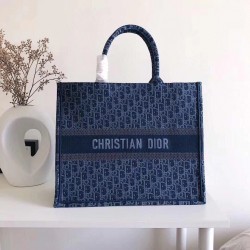 Dior Book Tote Bag In Denim Blue Oblique Canvas 529