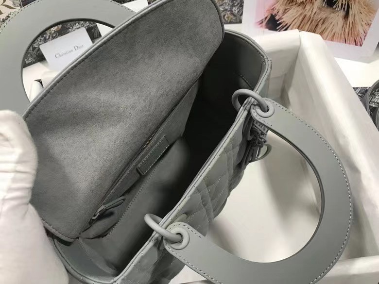 Dior Medium Lady Dior Bag In Grey Ultramatte Calfskin 962