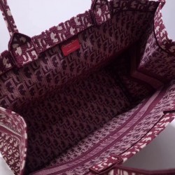 Dior Book Tote Bag In Bordeaux Oblique Canvas 643