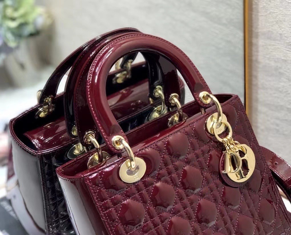 Dior Medium Lady Dior Bag In Red Patent Cannage Calfskin 213