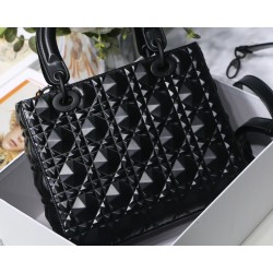 Dior Medium Lady Dior Bag In Black Diamond Calfskin 100