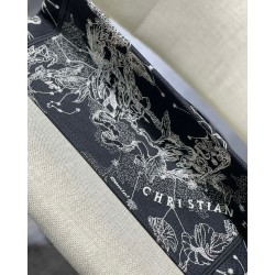 Dior Medium Book Tote Bag In Black Toile de Jouy Zodiac Embroidery 589