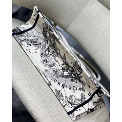 Dior Medium Book Tote Bag In White Toile de Jouy Zodiac Embroidery 627