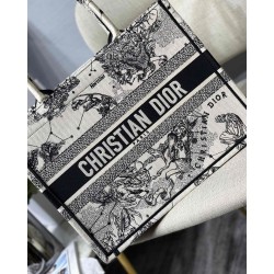 Dior Medium Book Tote Bag In White Toile de Jouy Zodiac Embroidery 627