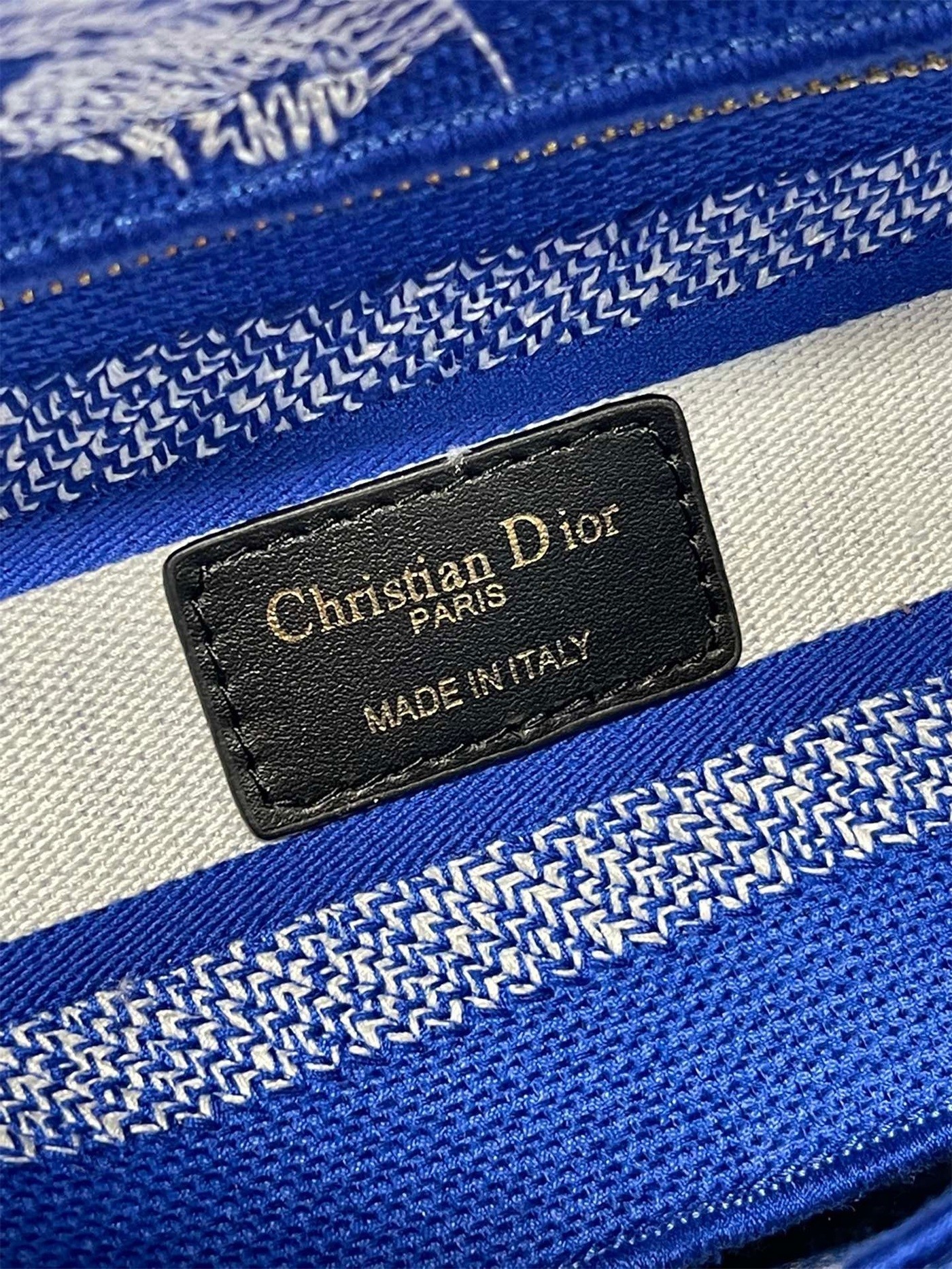 Dior Medium Lady D-Lite Bag In Fluorescent Blue Toile de Jouy Reverse Embroidery 585