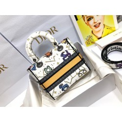 Dior Medium Lady D-Lite Bag In White Pixel Zodiac Embroidery 545