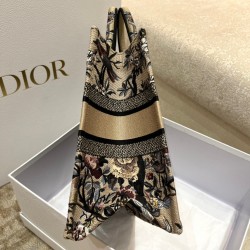 Dior Medium Book Tote Bag In Beige Jardin d'Hiver Embroidery 606