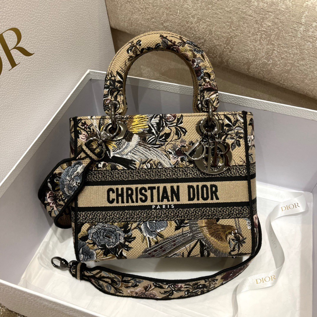 Dior Medium Lady D-Lite Bag In Beige Jardin d'Hiver Embroidery 772