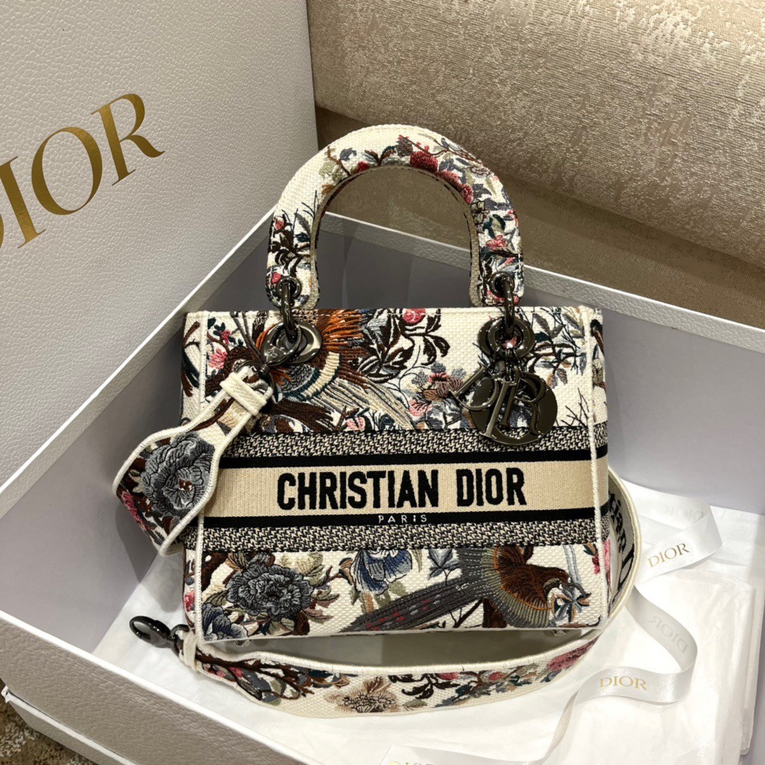 Dior Medium Lady D-Lite Bag In White Jardin d'Hiver Embroidery 793