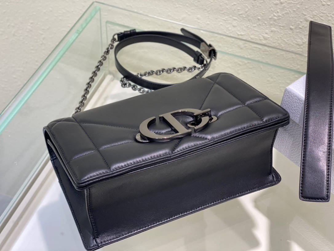 Dior 30 Montaigne Chain Bag With Handle In Black Lambskin 061