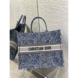 Dior Large Book Tote Bag In Blue Brocart Denim-Effect Embroidery 178