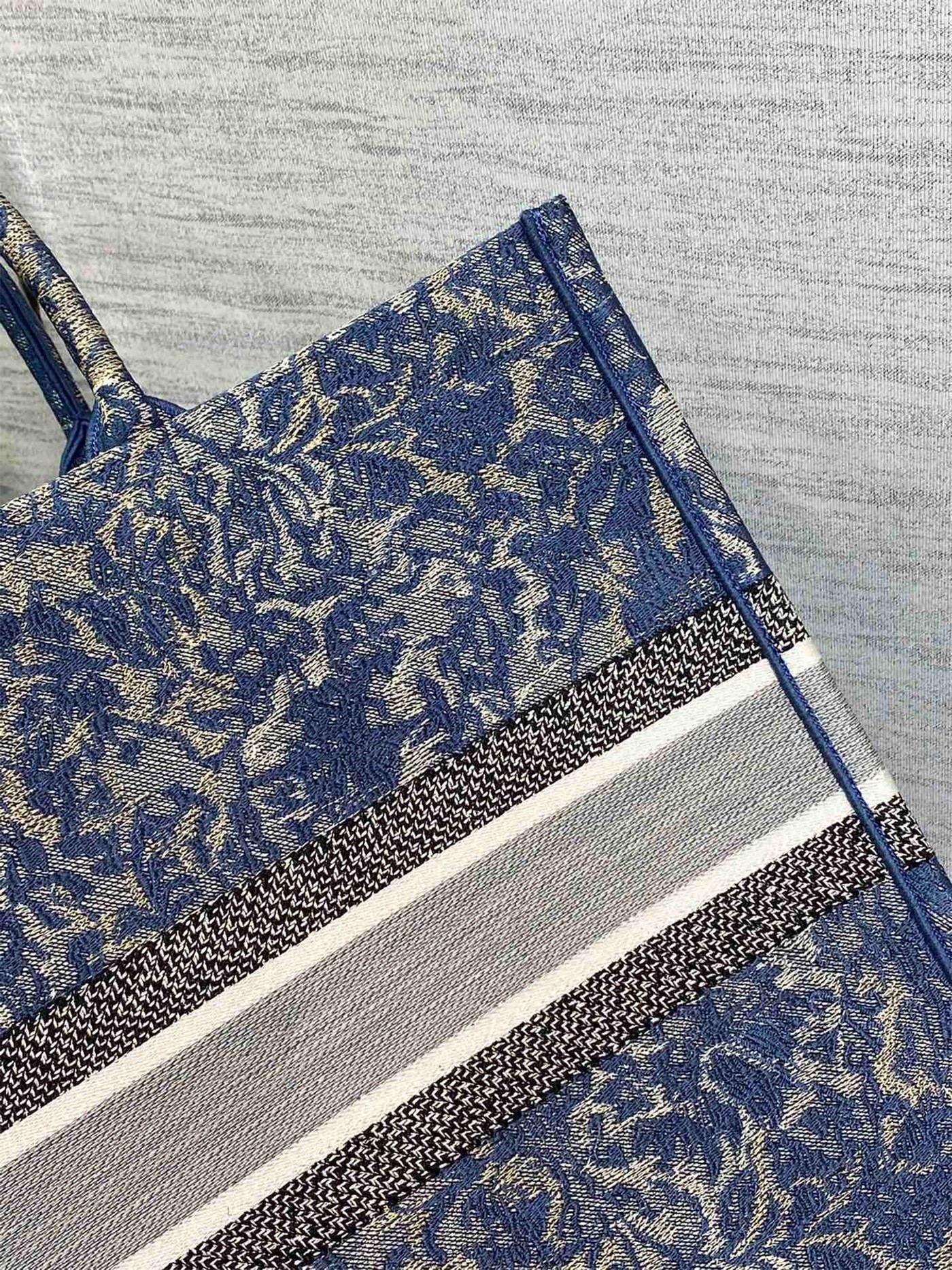 Dior Large Book Tote Bag In Blue Brocart Denim-Effect Embroidery 178