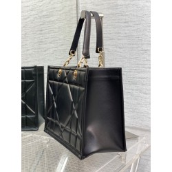 Dior Medium Essential Tote Bag In Black Archicannage Calfskin 269