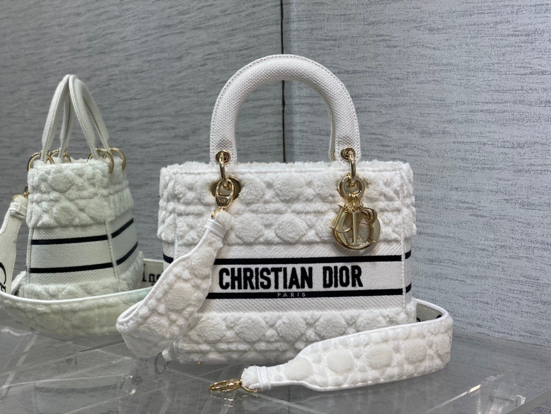 Dior Medium Lady D-Lite Bag In White Cannage Shearling 365