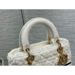 Dior Medium Lady D-Lite Bag In White Cannage Shearling 365