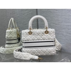 Dior Medium Lady D-Lite Bag In White Cannage Shearling 365