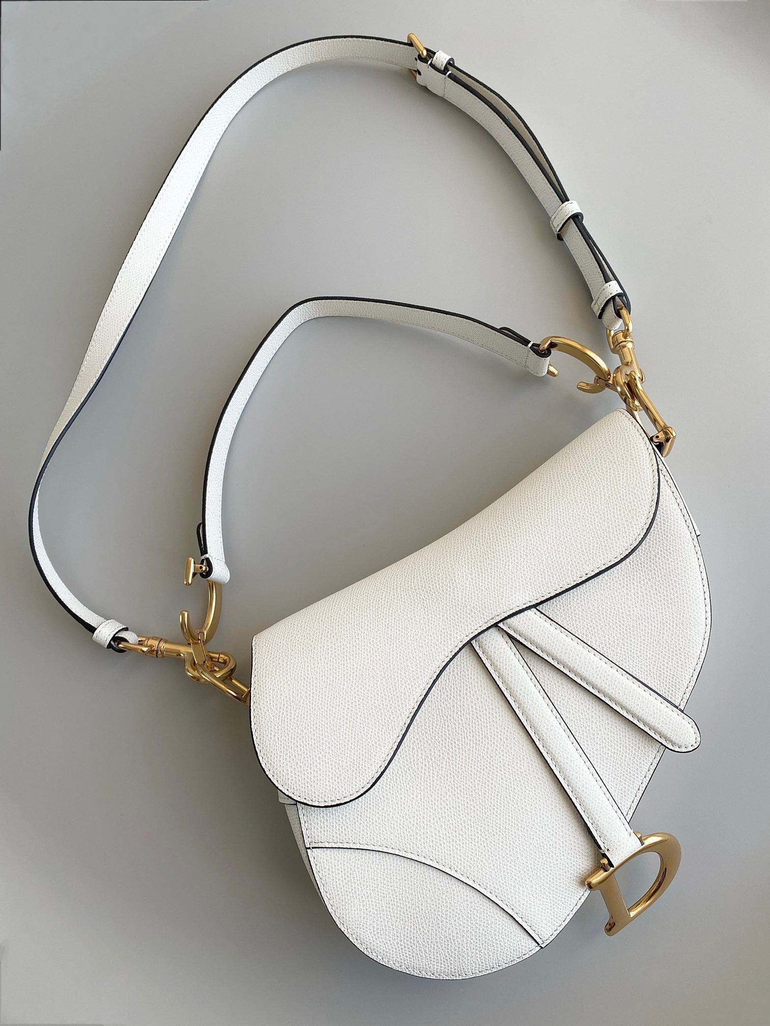 Dior Saddle Bag with Strap in White Grained Calfskin 768