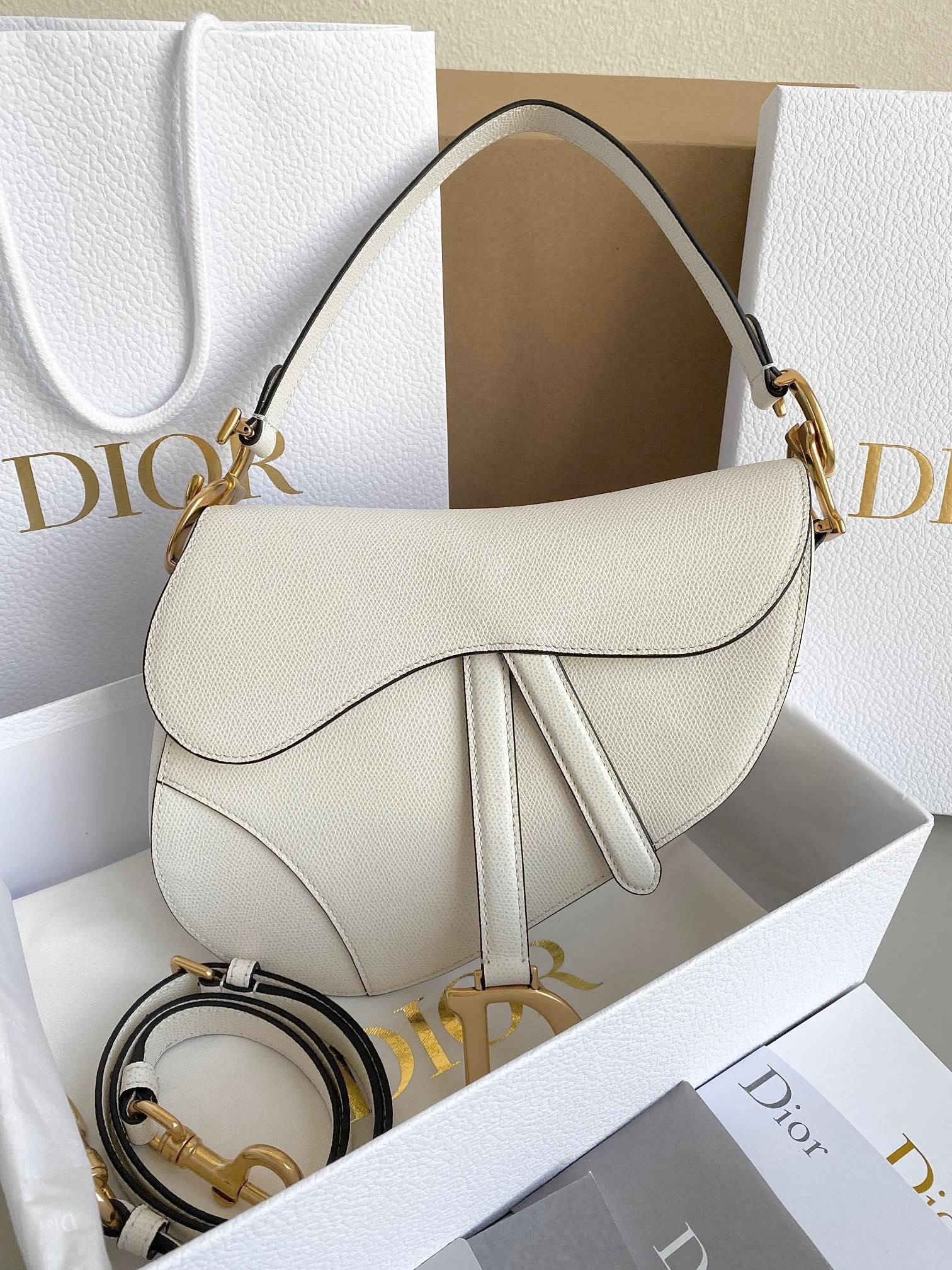 Dior Saddle Bag with Strap in White Grained Calfskin 768