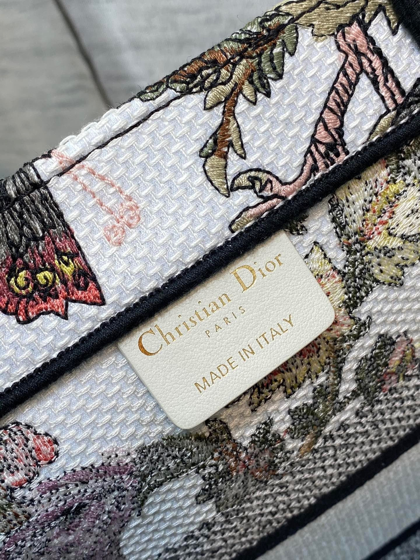 Dior Medium Book Tote Bag In White Multicolor Jardin Botanique Embroidery 386