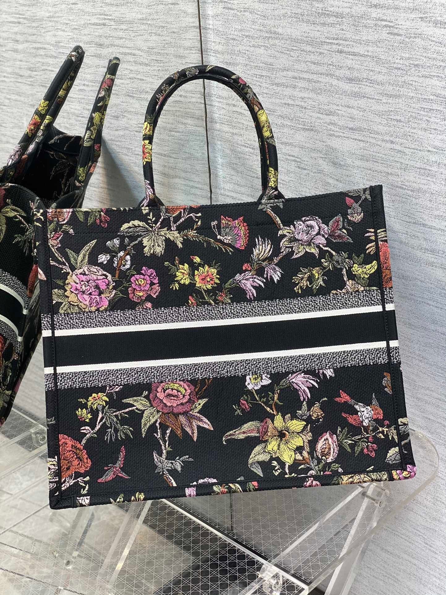 Dior Large Book Tote Bag In Black Multicolor Jardin Botanique Embroidery 424