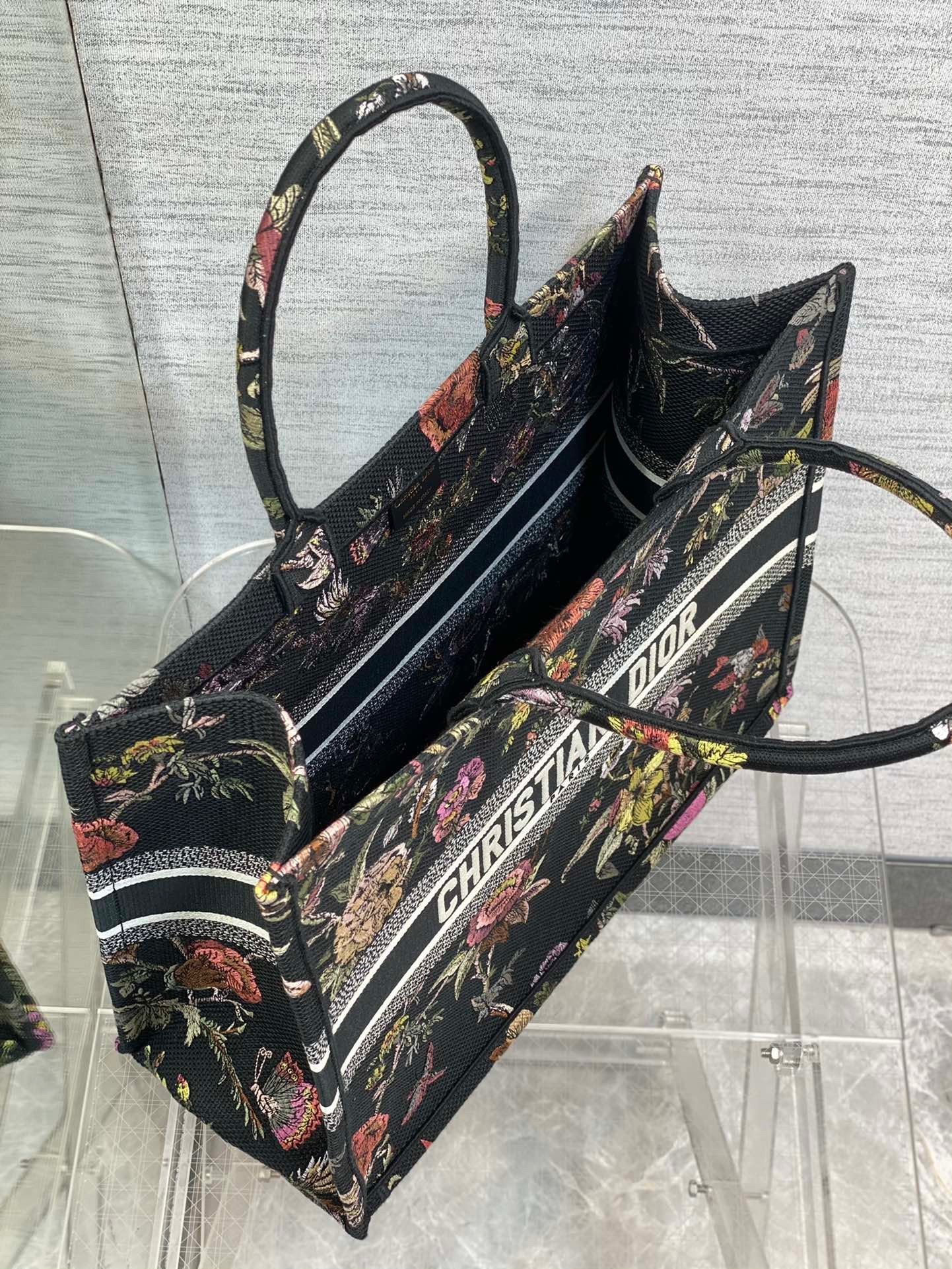 Dior Large Book Tote Bag In Black Multicolor Jardin Botanique Embroidery 424