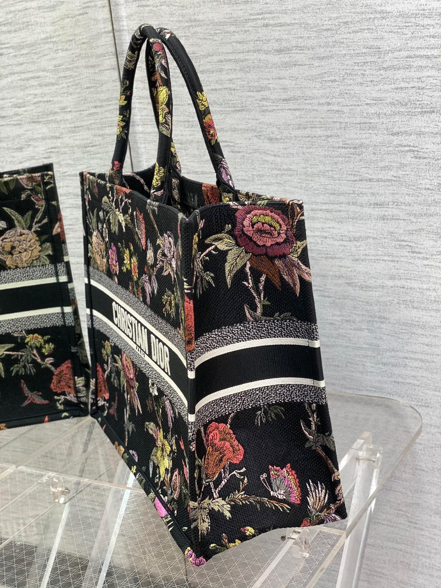 Dior Large Book Tote Bag In Black Multicolor Jardin Botanique Embroidery 424