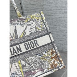 Dior Medium Dior Book Tote In White Multicolor Rêve d'Infini Embroidery 353