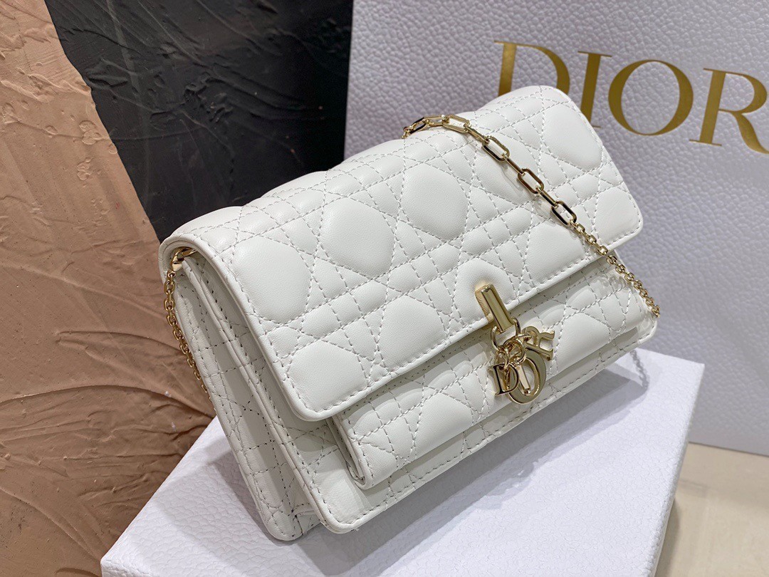 Dior Lady Dior Chain Pouch In White Cannage Lambskin 675