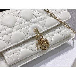 Dior Lady Dior Chain Pouch In White Cannage Lambskin 675