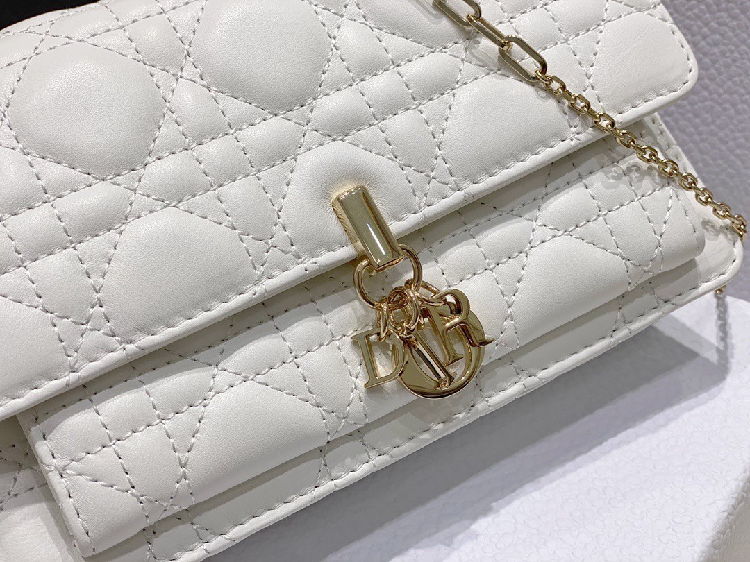 Dior Lady Dior Chain Pouch In White Cannage Lambskin 675