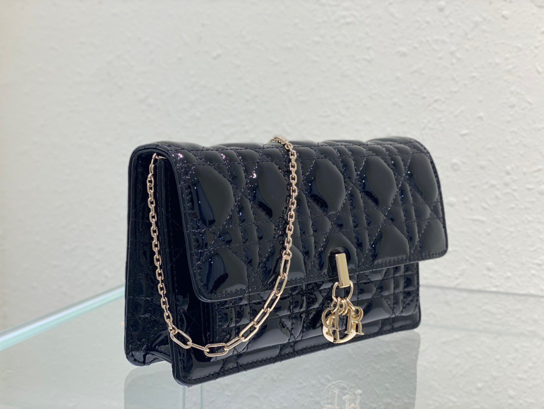 Dior Lady Dior Chain Pouch In Black Patent Calfskin 709