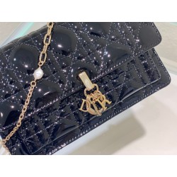 Dior Lady Dior Chain Pouch In Black Patent Calfskin 709